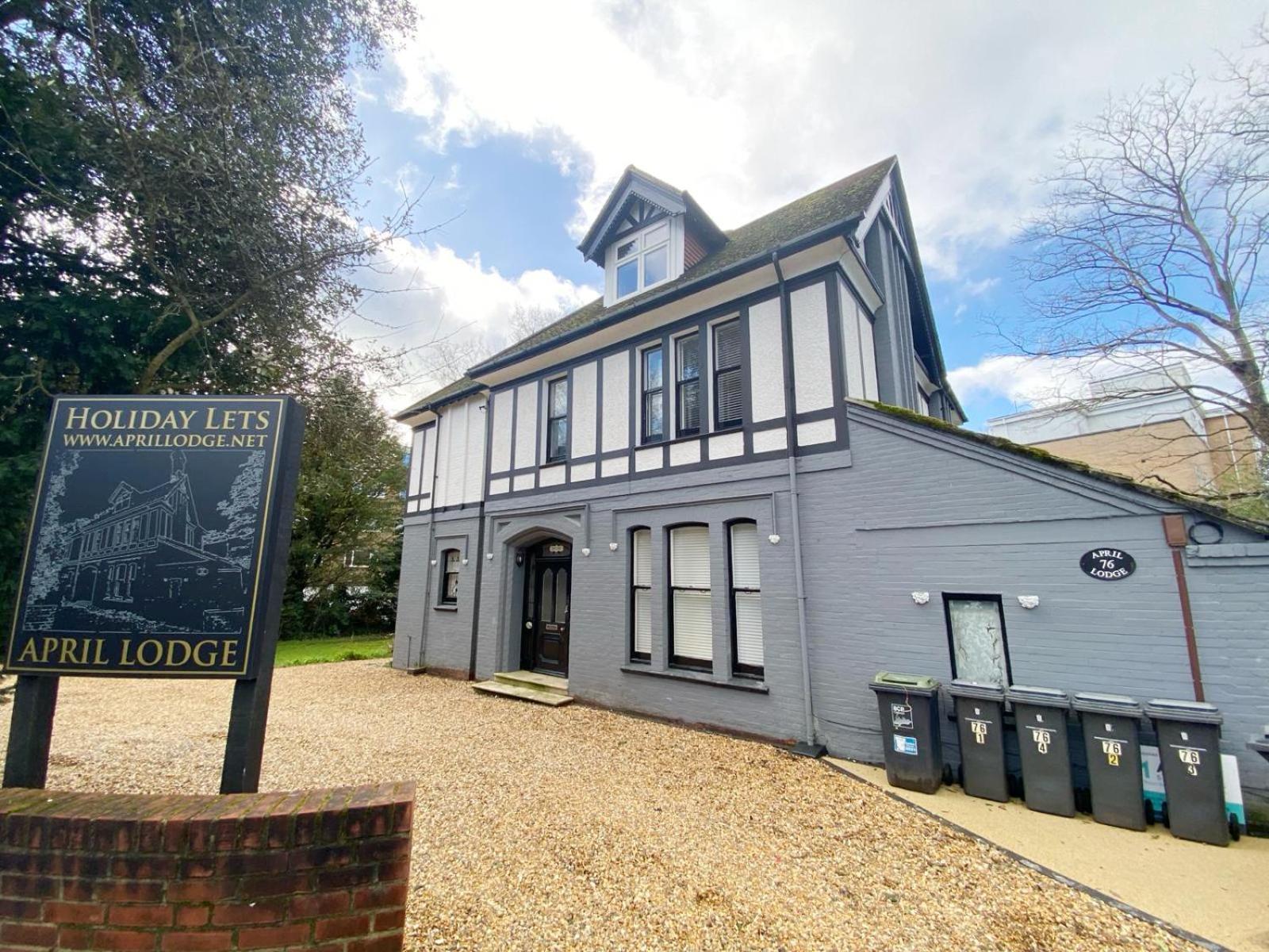 Sail Away. 1-Bed Apartment Close To The Beach Bournemouth Esterno foto